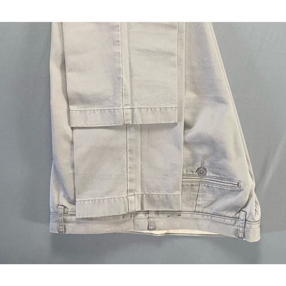 J Crew 'Broken In' Urban Slim Flat Front Chino Pants. Light Gray, Men's 34X30. - Picture 3 of 9